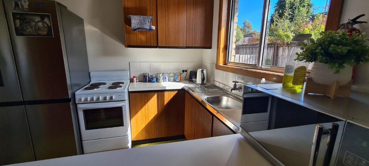Waratah Waterfall Retreat Unit 1 Free Pay Tv In Two Rooms Free Wifi Zewnętrze zdjęcie