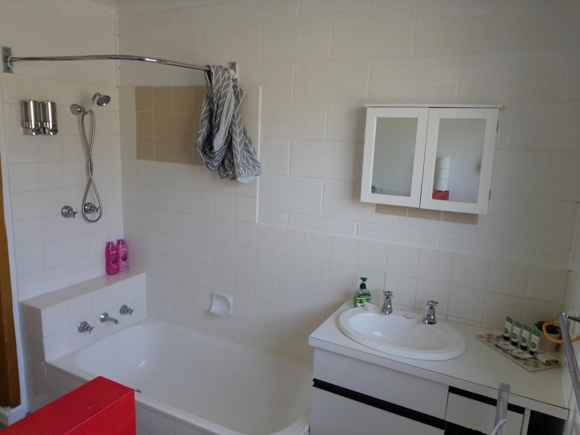 Waratah Waterfall Retreat Unit 1 Free Pay Tv In Two Rooms Free Wifi Zewnętrze zdjęcie